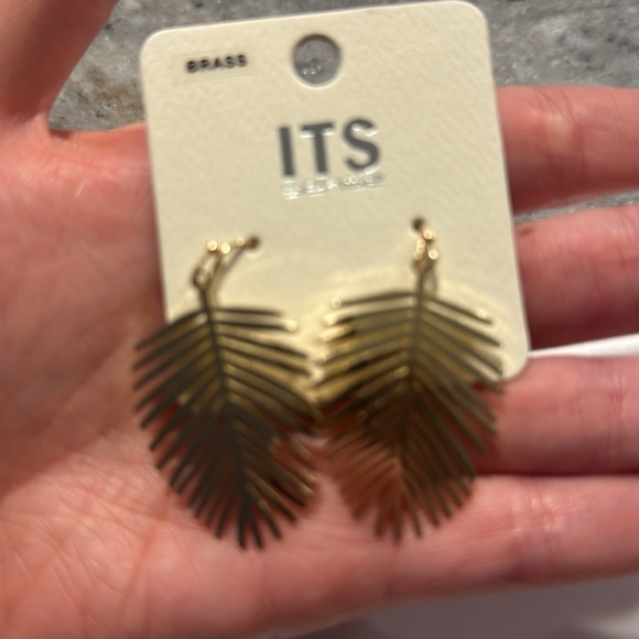 Mini Gold Palm Leaf Earrings - Picture 2 of 4